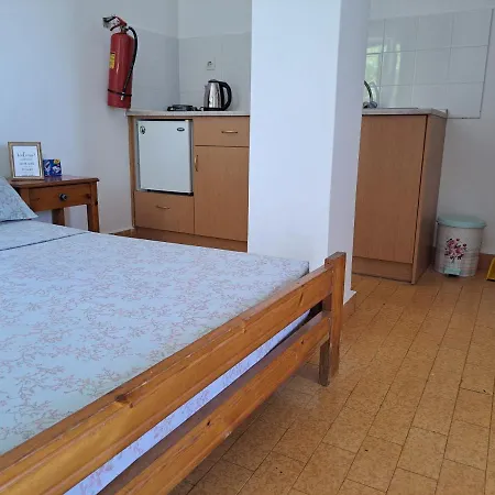 Апартаменты Rodon Vromolithos In Spilia Leros *